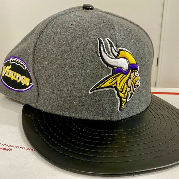 New Era Other - New Rare Minnesota Vikings New Era "Leather Melt 59Fifty Fitted Throwback Hat